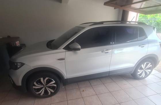 VOLKSWAGEN T-CROSS 1.0 200 TSI TOTAL FLEX COMFORTLINE AUTOMÁTICO